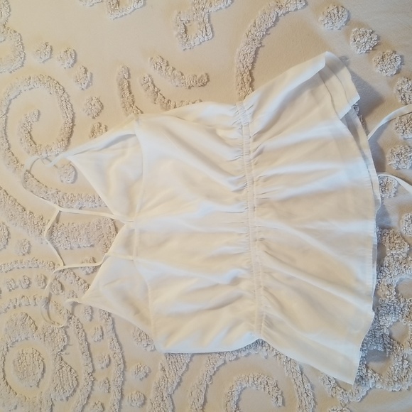 Express White Tank Small - Picture 6 of 6